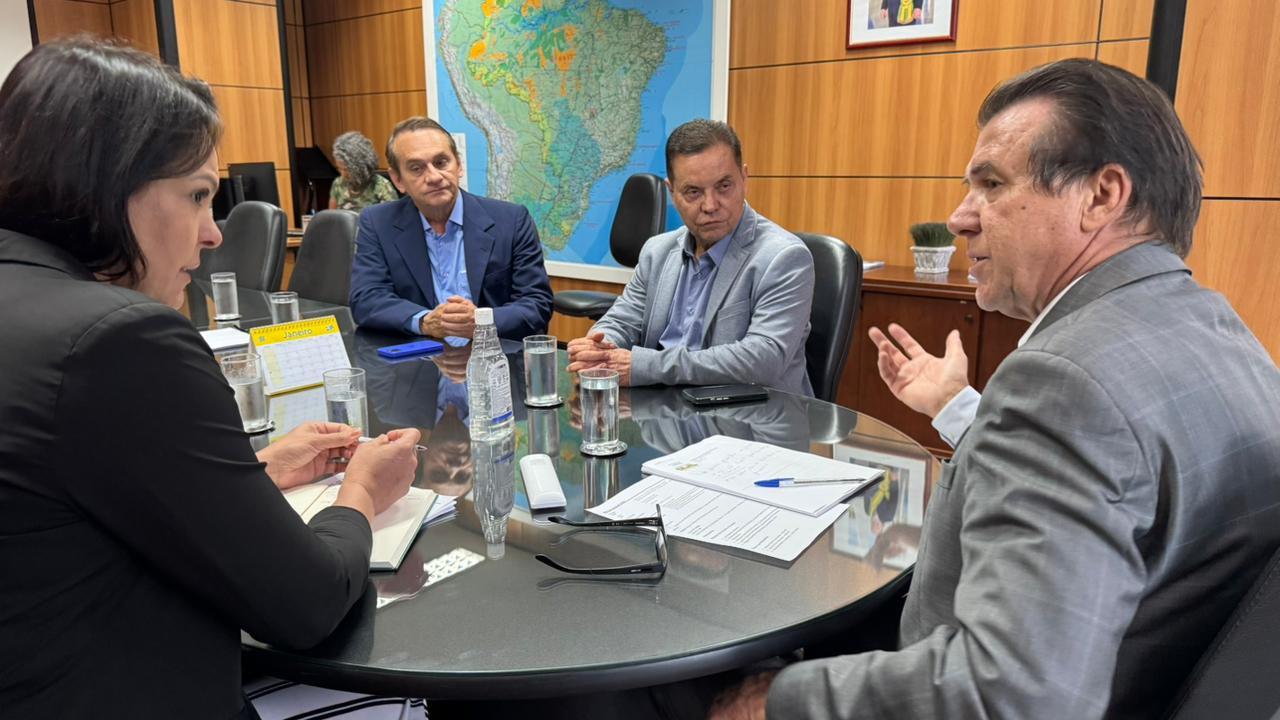 Deputados recorrem a ministros para destravar pagamento do Seguro-Defeso em MT