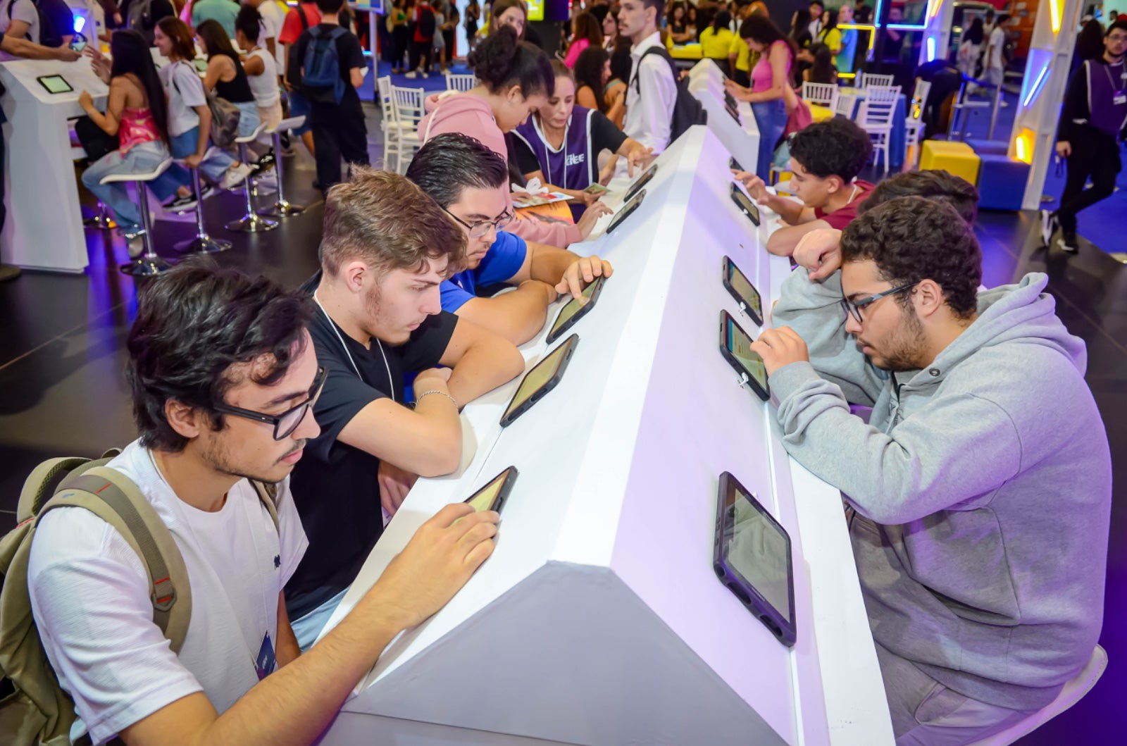 Antes do Carnaval, CIEE abre 519 vagas de estágio no Distrito Federal