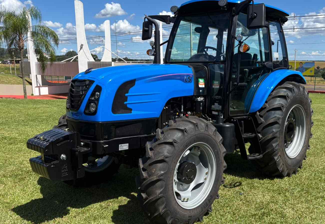 LS Tractor faz pré-lançamentos e reforça soluções de acesso à mecanização no campo