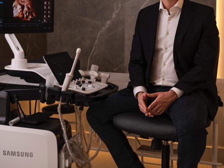 “BARRIGUINHA DO POOH”: POR QUE A DIETA E A ACADEMIA NÃO RESOLVEM A DISTENSÃO NO BAIXO VENTRE CAUSADA PELA ENDOMETRIOSE?