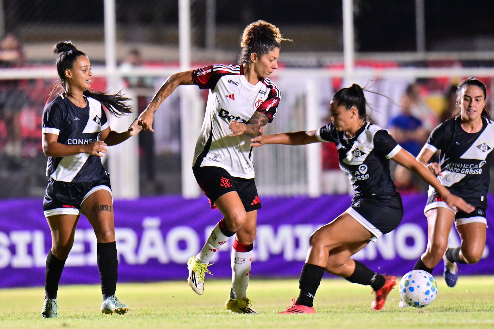 Mixto é superado pelo Flamengo no Brasileirão Feminino