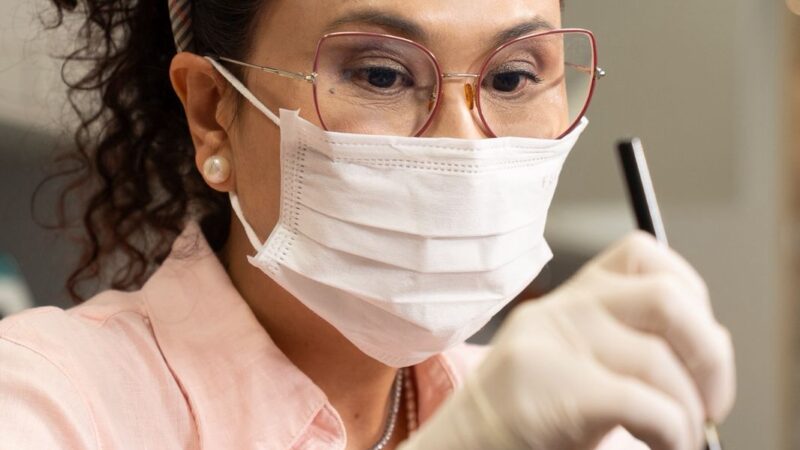 Não estou sozinha”: queda de cabelo feminina sai do silêncio após relatos de Maraisa, Gretchen e influenciadoras