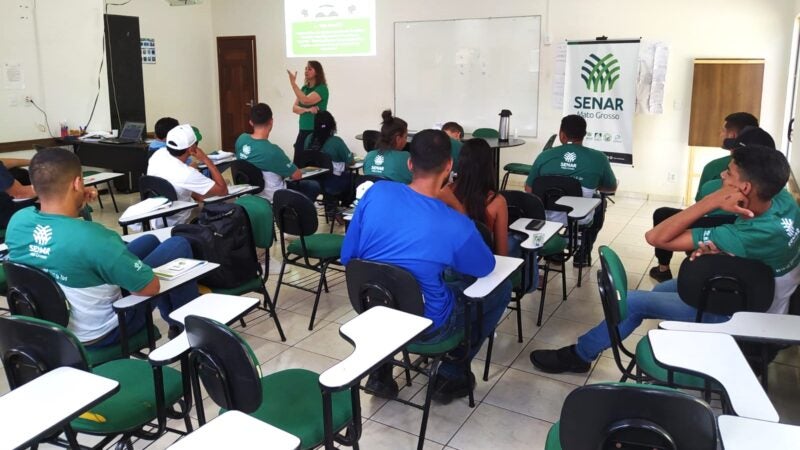 Senar MT amplia qualificação no campo com mais de 1,5 mil cursos em março
