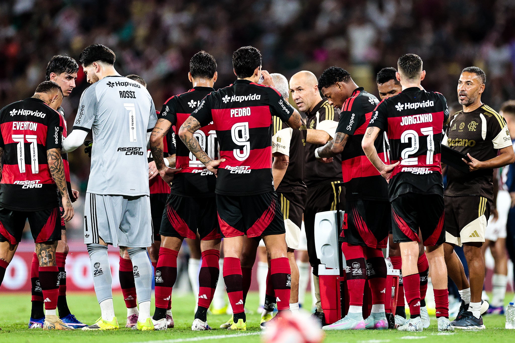 Flamengo conquista tricampeonato carioca nos pênaltis