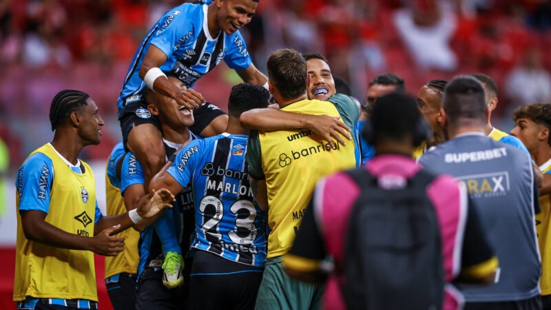 Grêmio empata com Internacional e conquista o campeonato Gaúcho 