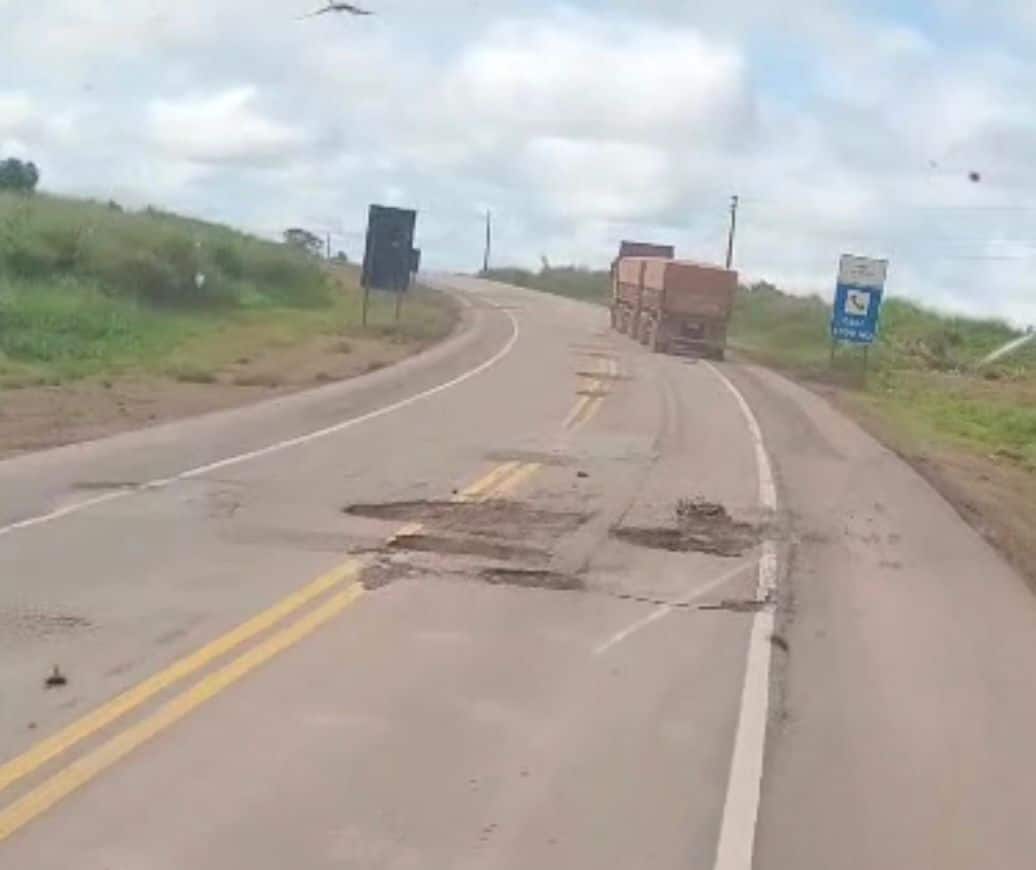 Motoristas relatam descaso em trecho esburacado na BR-163 na região de Guarantã do Norte; vídeo