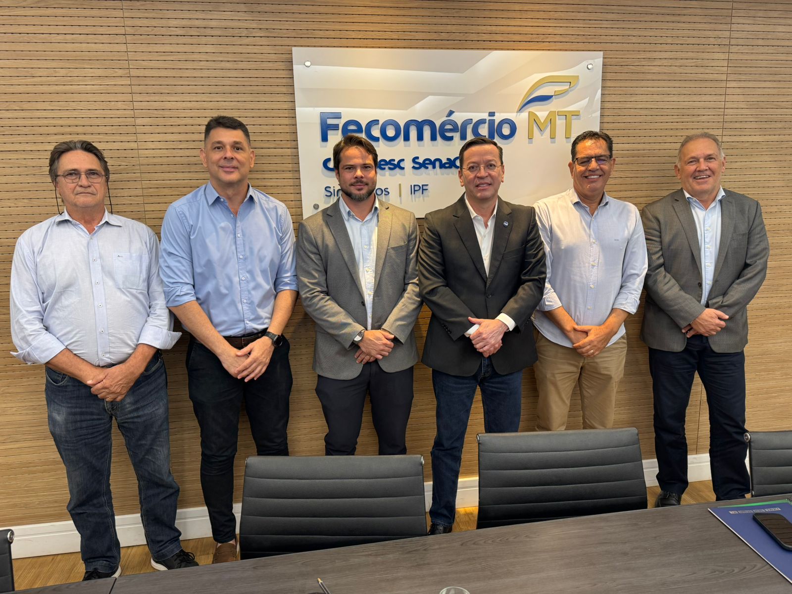Sindenergia participa de debate com bancada federal sobre impactos da escala 6×1 em MT