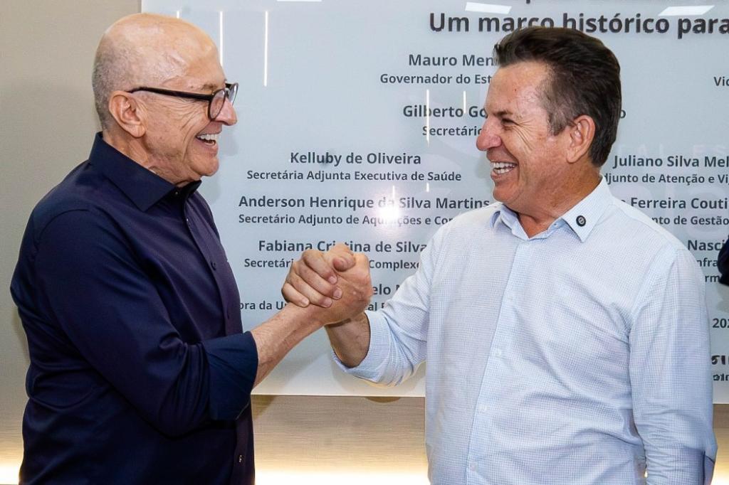 Mauro Mendes passa comando do Governo de MT para Otaviano Pivetta nesta terça-feira (31)