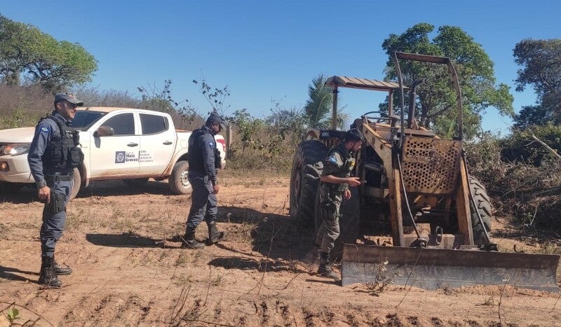 Wilson Santos cobra cumprimento de lei estadual que destina maquinários apreendidos à agricultura familiar