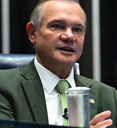 Um governo que começou trocando os pés pelas mãos