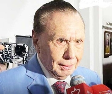 Ex-cacique do MDB, Carlos Bezerra é internado em SP com infecção pulmonar