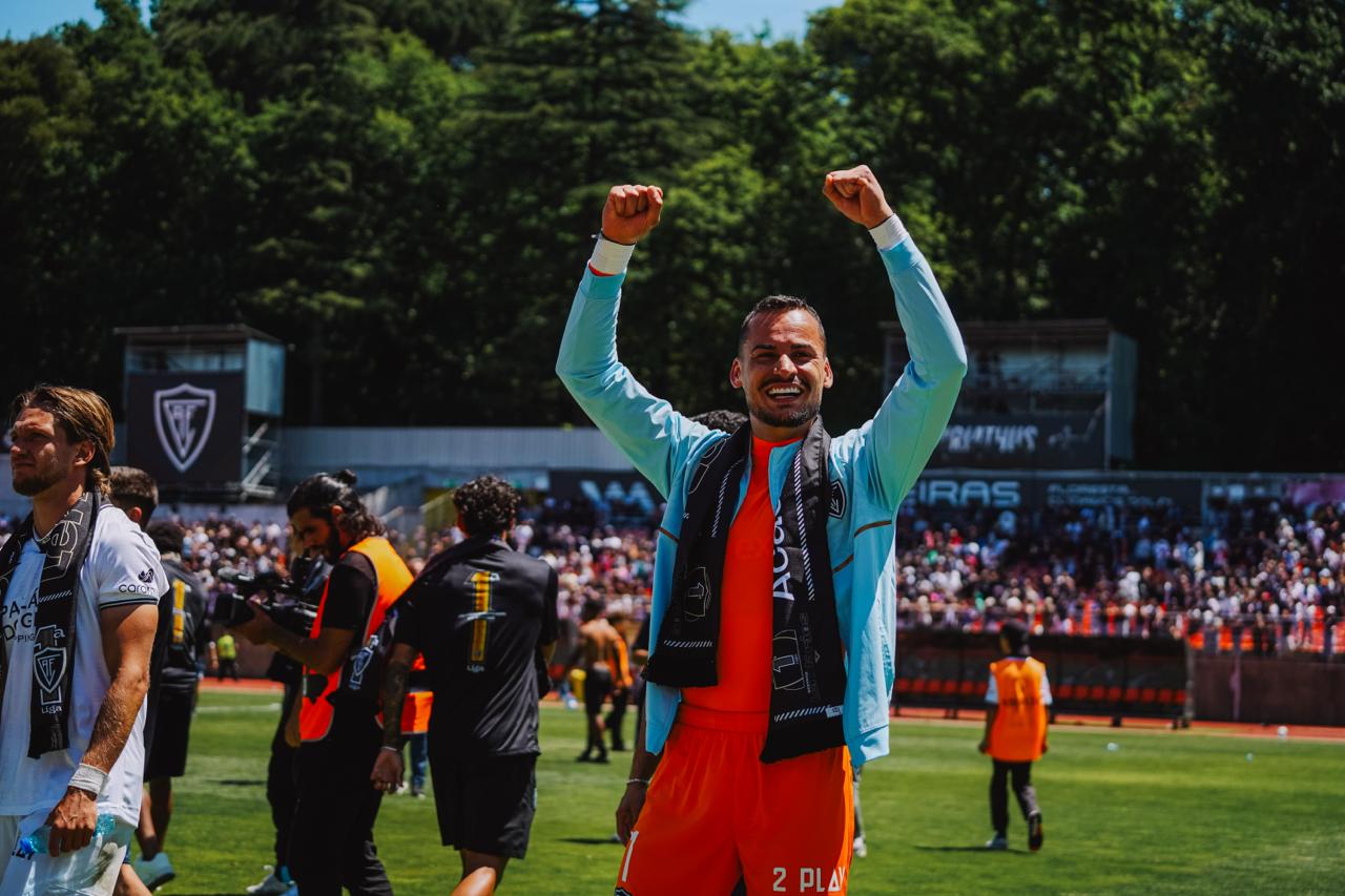 Goleiro Bruno Brigido conquista segundo acesso na Europa e consolida legado de excelência em Portugal