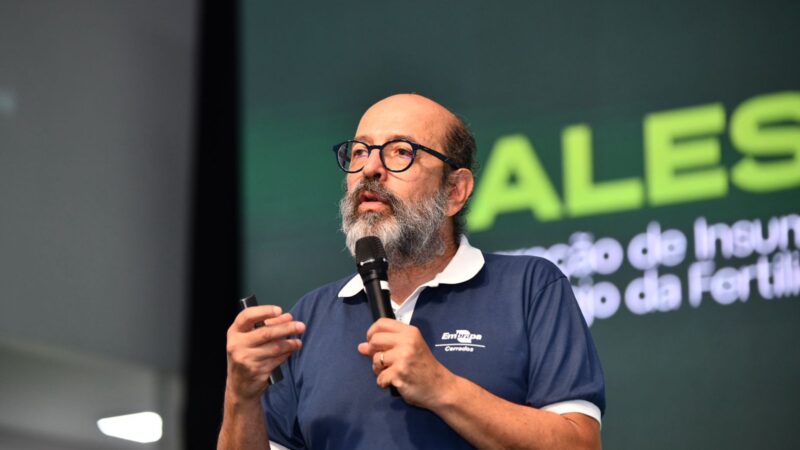 Pesquisador da Embrapa apresenta alternativa para reduzir custos e melhorar fertilidade do solo com uso de insumos regionais
