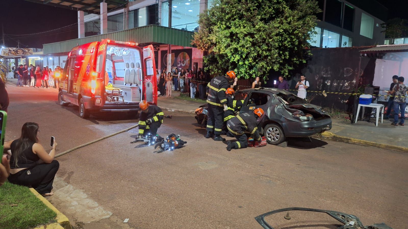Corpo de Bombeiro de Guarantã do Norte realizou um simulado operacional de resgate de vítima presa às ferragens