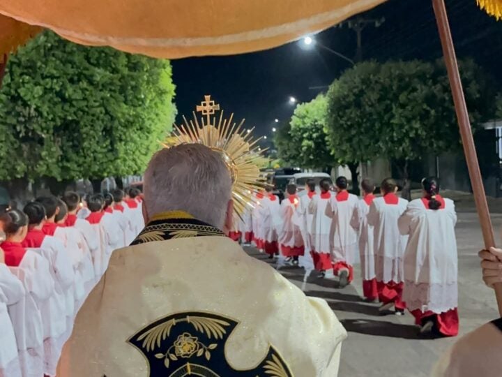 Corpus Christi: Cristo que permanece conosco