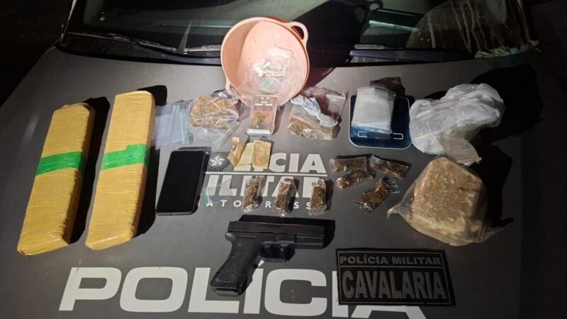 Policias da Cavalaria da PM prendem indivíduos e drogas em Peixoto de Azevedo