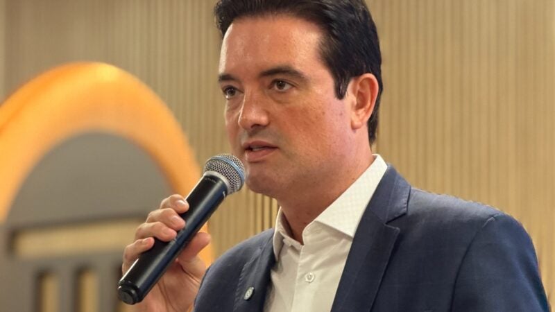 Com apoio de mais de 130 vereadores, Léo Bortolin amplia base no interior e se destaca na disputa por vaga na ALMT