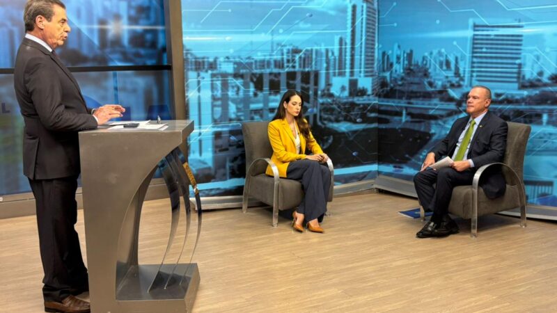 EM SABATINA NA TV VILA REAL, WELLINGTON DEFENDE GOVERNO VOLTADO ÀS PESSOAS E CRITICA PRIORIDADES DA ATUAL GESTÃO