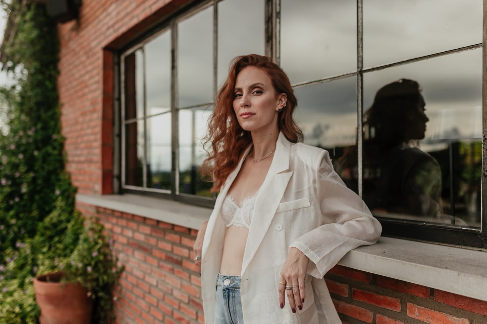 Lorena Ly lança EP “Amor e Casa” nesta sexta-feira (17) com show exclusivo no Misc