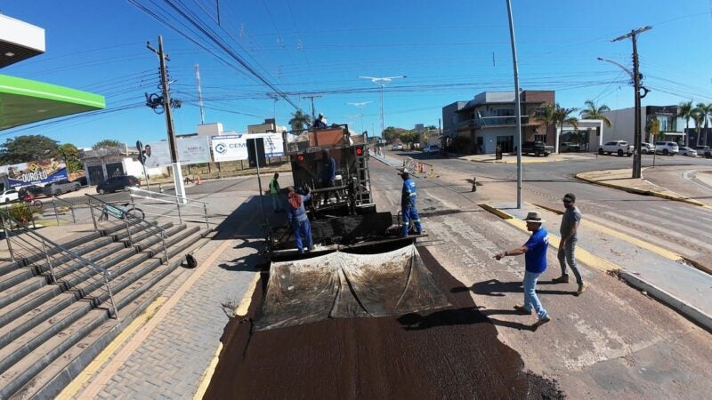 Prefeitura inicia nova etapa de recuperação do asfalto em Peixoto de Azevedo