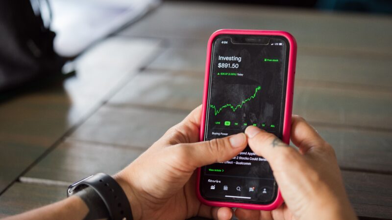 Fundos de aceleração de startups ganham espaço como alternativa estratégica para investidores