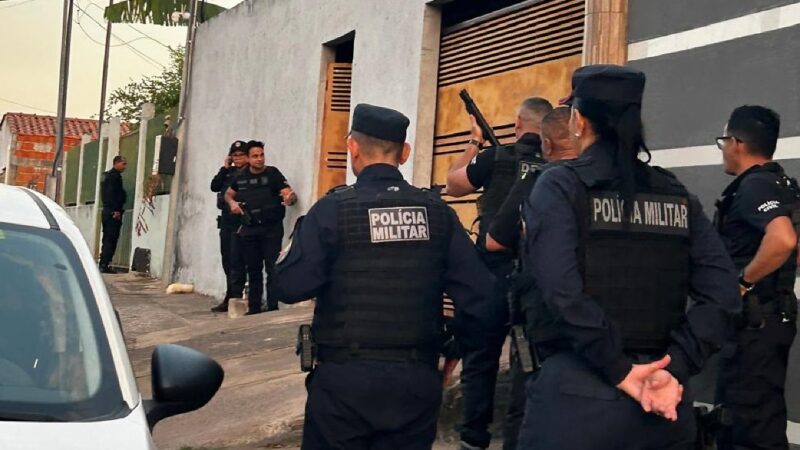 Filho de PM é preso suspeito de negociar pela internet e marcar encontros para praticar roubos