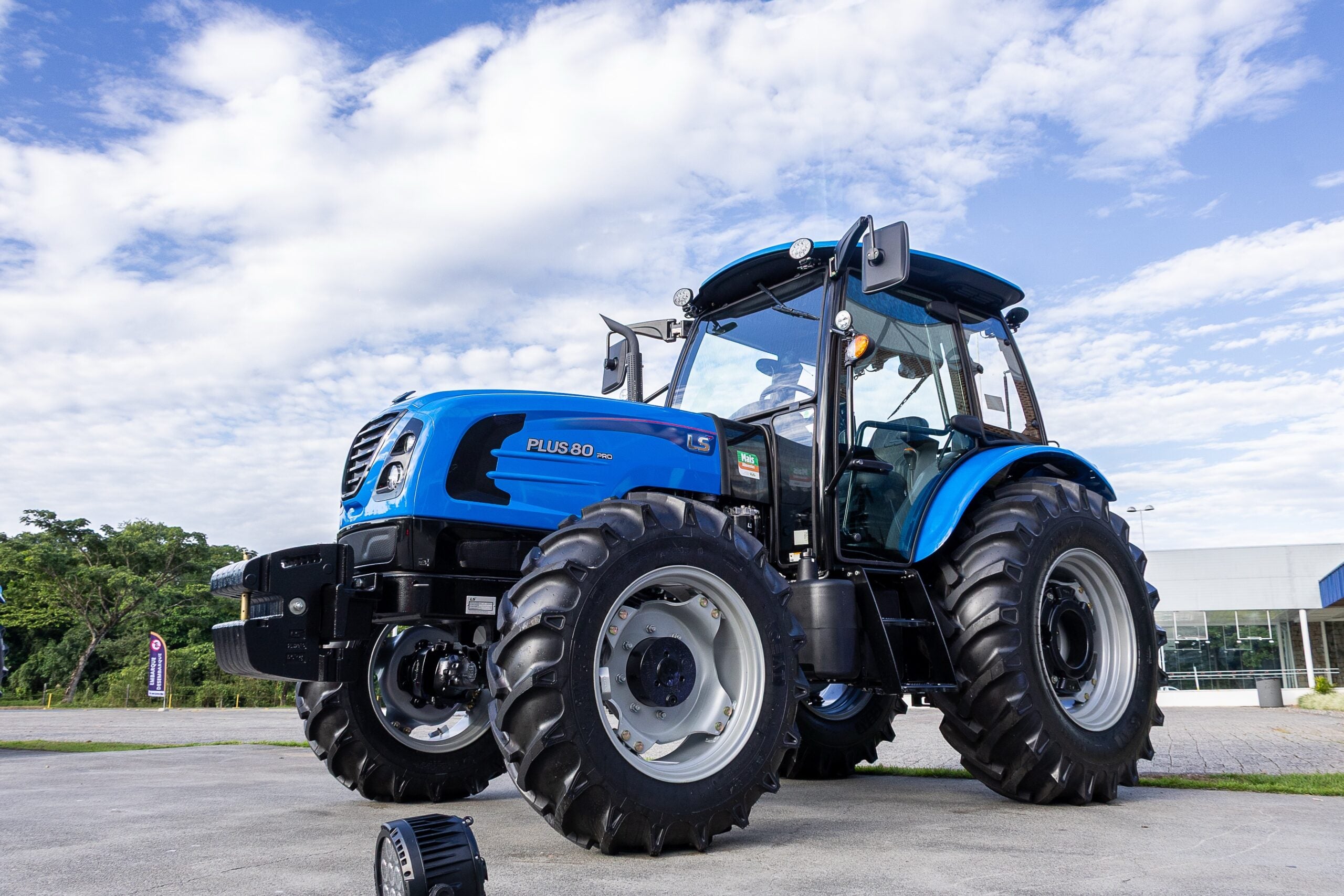 LS Tractor apresenta nova série MT3 e amplia portfólio de máquinas na Expointer