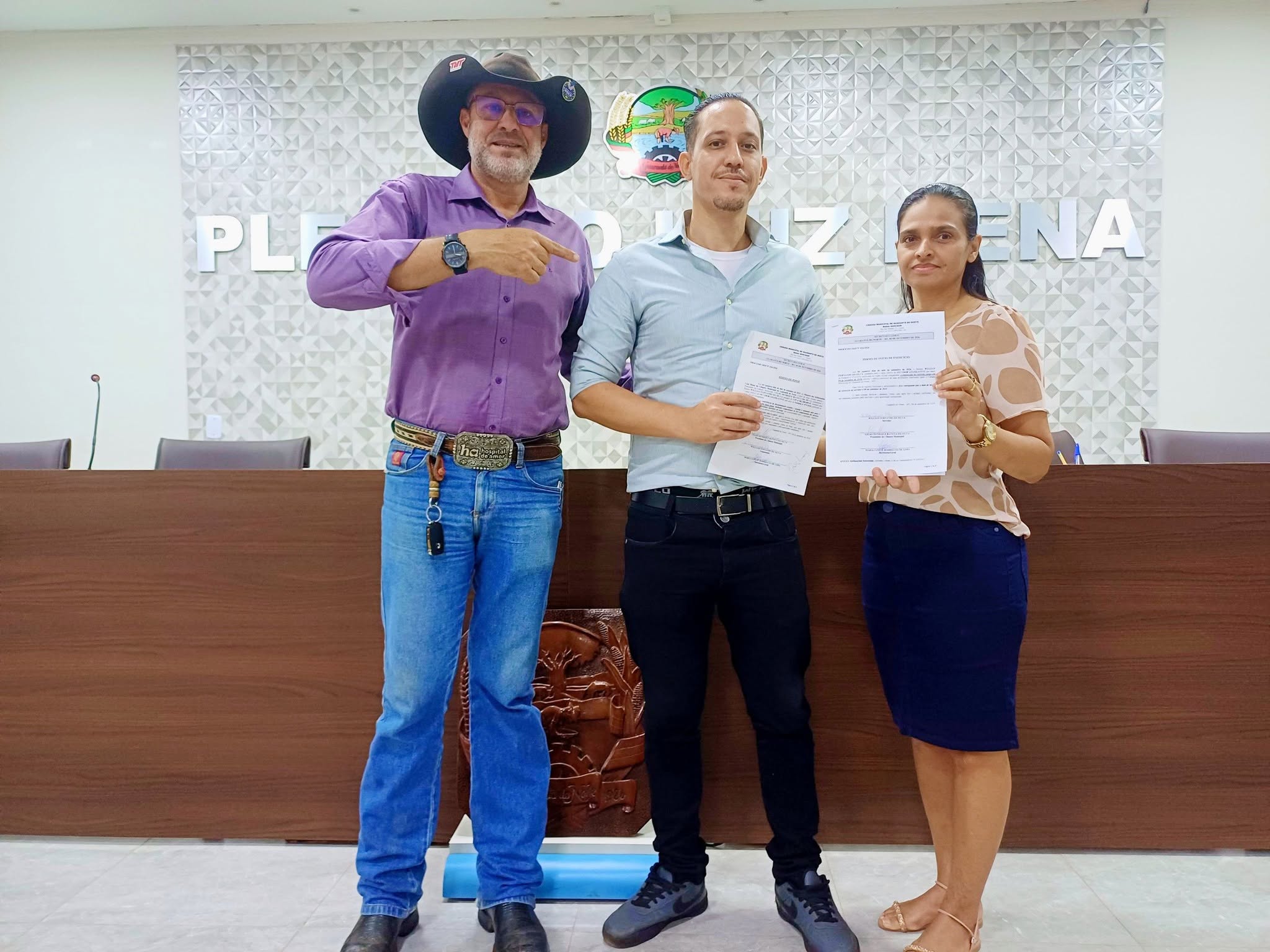 Novo Ouvidor Legislativo é Empossado e Presidente Celso anuncia Concurso público para 2027