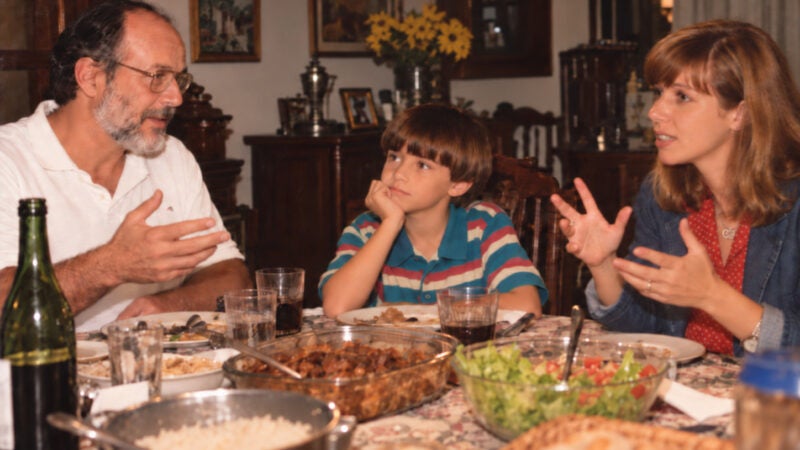 A mesa que ninguém senta mais