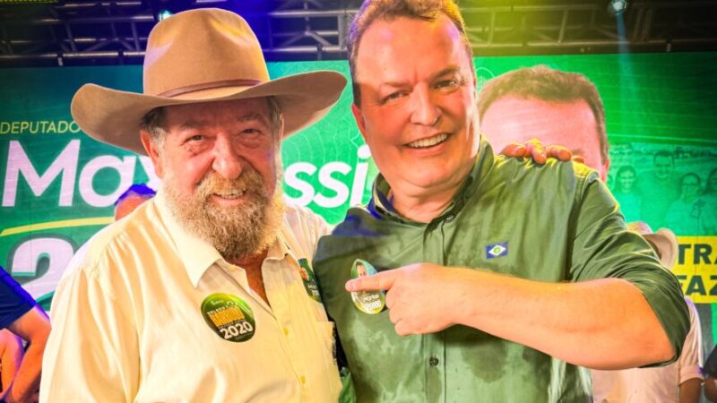 Ao lado de Max, Barbudo projeta dois federais e até seis estaduais eleitos pelo Podemos