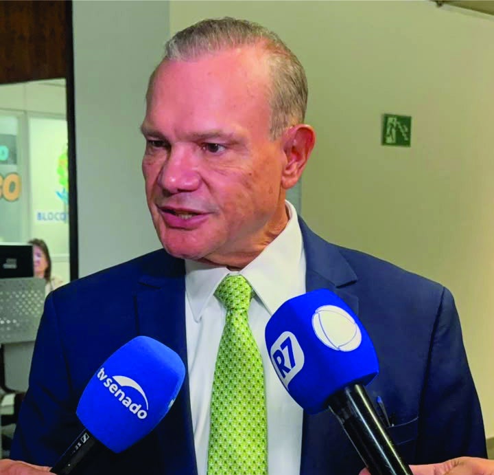 WELLINGTON COBRA RESPONSABILIDADE NA VOTAÇÃO DA PEC DO FIM DA ESCALA 6X1