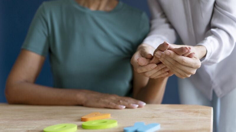 Terapia ocupacional ajuda a manter a autonomia de pessoas idosas