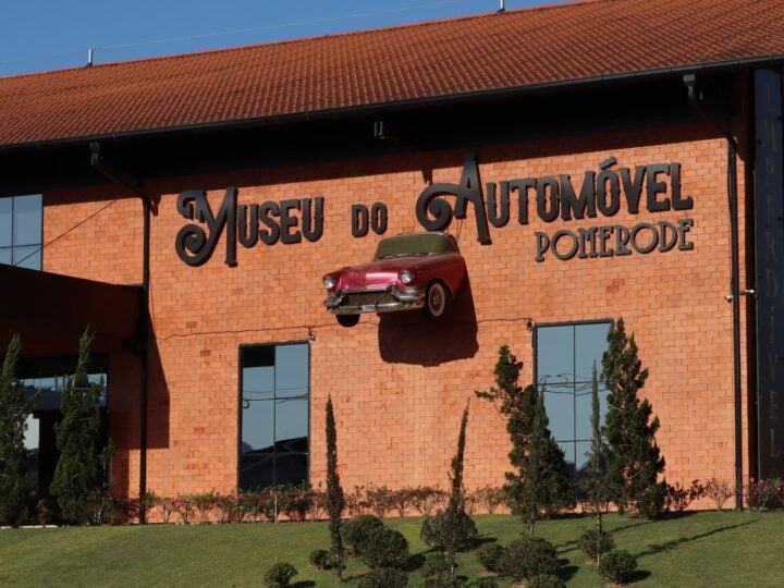 Vai à Oktoberfest? Museu em Pomerode reúne clássicos dos anos 1940 a 1970