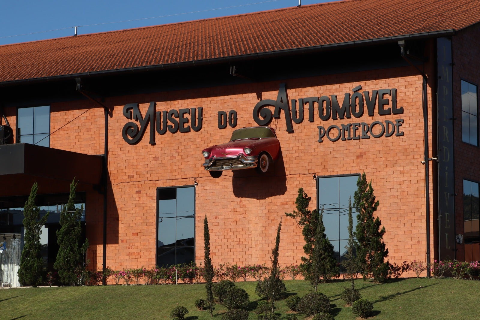Vai à Oktoberfest? Museu em Pomerode reúne clássicos dos anos 1940 a 1970