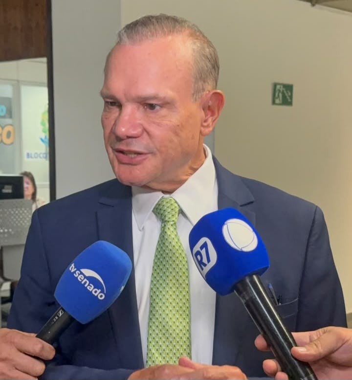 Wellington Fagundes apresenta projeto para garantir água, banheiros e pontos de apoio a trabalhadores da limpeza urbana
