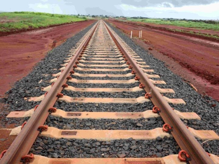 Cidinho aponta ferrovias como caminho para destravar escoamento em MT